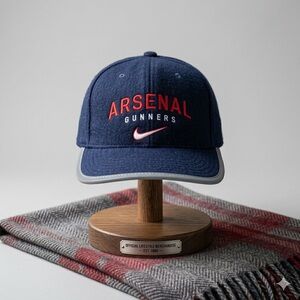 VTG Nike Arsenal Gunners 1990s Soccer Cap Wool Blend Navy
